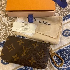 Louis Vuitton 2020 Cles Key Holder New